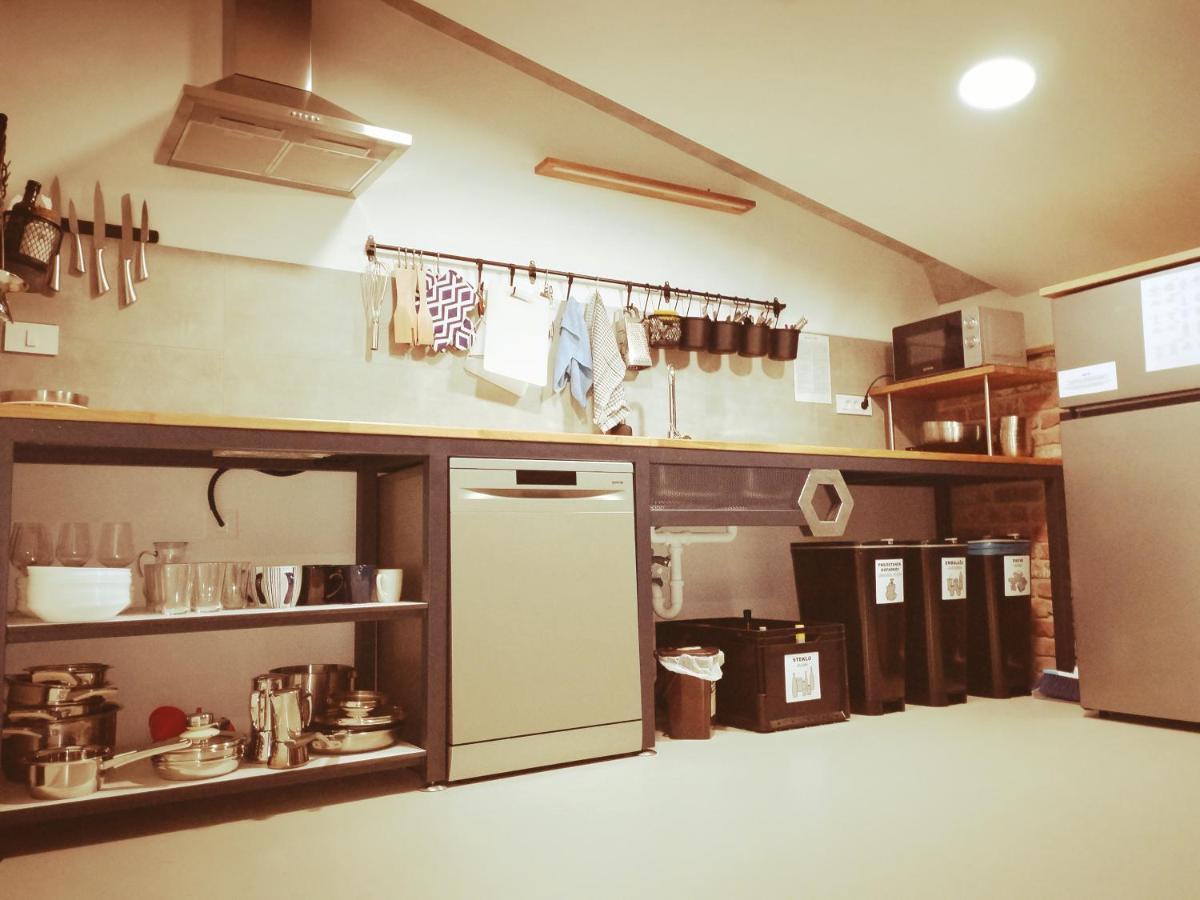 Garage Hostel Нова Горица Екстериор снимка